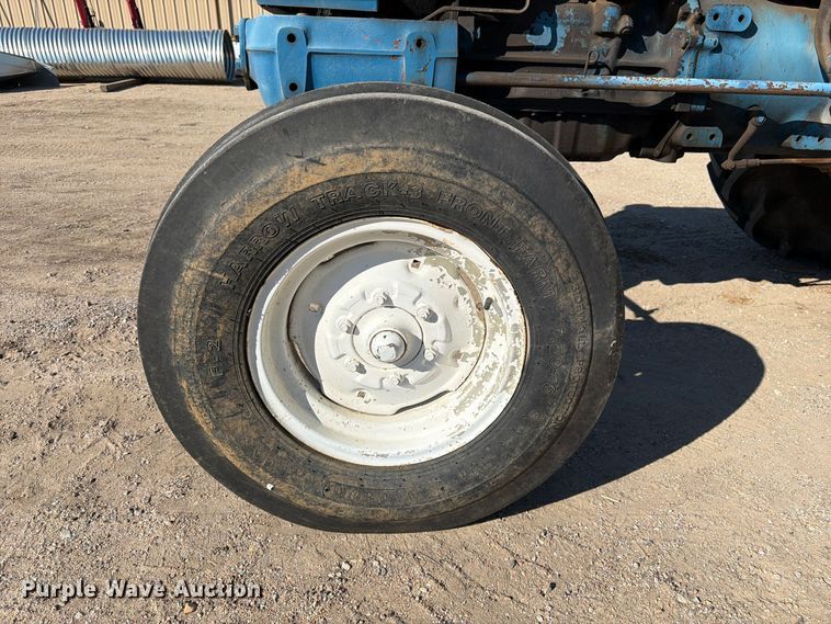 image for item FK3907 1967 Ford 5000 tractor