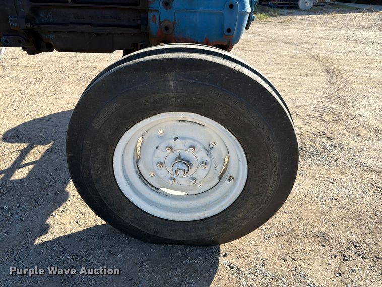image for item FK3907 1967 Ford 5000 tractor