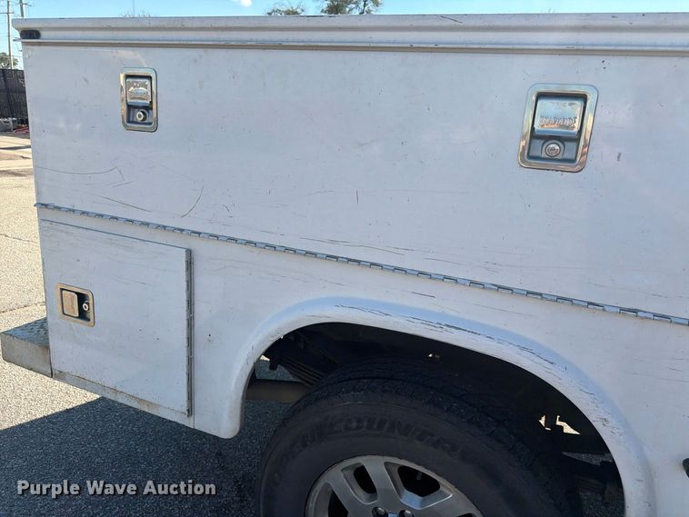 image for item FK3970 2011 Chevrolet Silverado 3500HD Crew Cab utility bed pickup truck