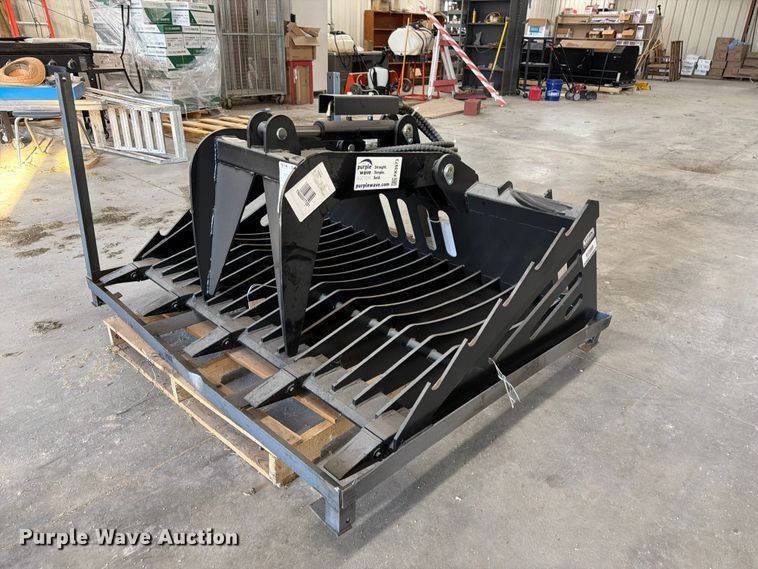 image for item FK3973 Titan skid steer grapple bucket