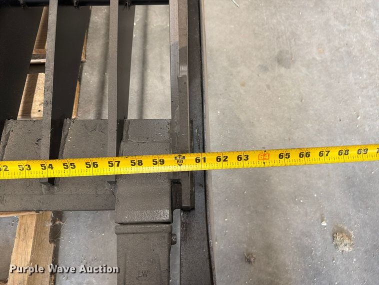 image for item FK3973 Titan skid steer grapple bucket