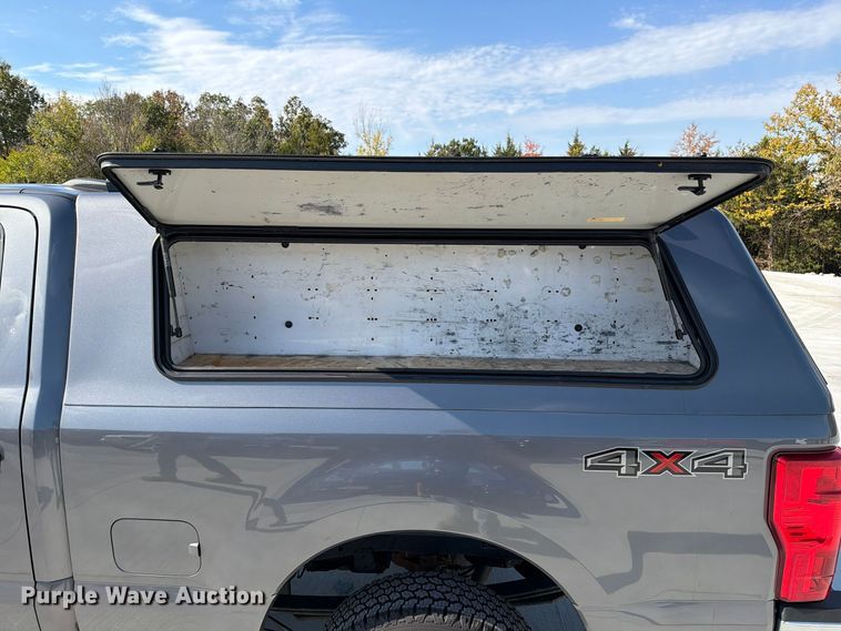 image for item FM6608 2022 Ford F250 Super Duty XL Crew Cab pickup truck
