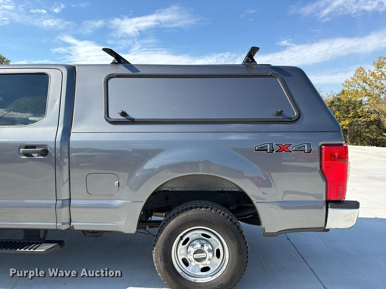 image for item FM6608 2022 Ford F250 Super Duty XL Crew Cab pickup truck