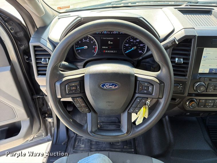 image for item FM6608 2022 Ford F250 Super Duty XL Crew Cab pickup truck