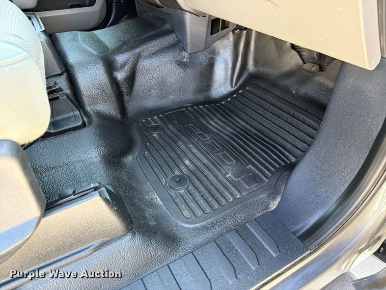 image for item FM6608 2022 Ford F250 Super Duty XL Crew Cab pickup truck
