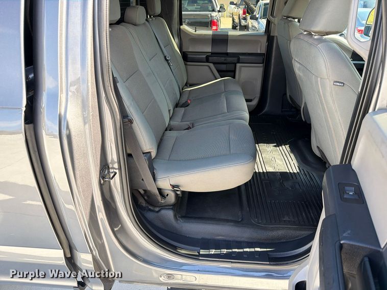 image for item FM6608 2022 Ford F250 Super Duty XL Crew Cab pickup truck