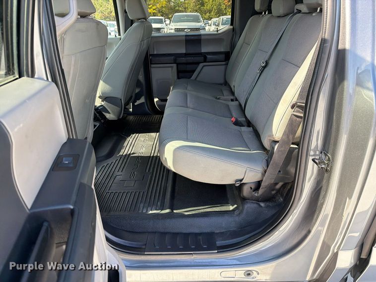 image for item FM6608 2022 Ford F250 Super Duty XL Crew Cab pickup truck