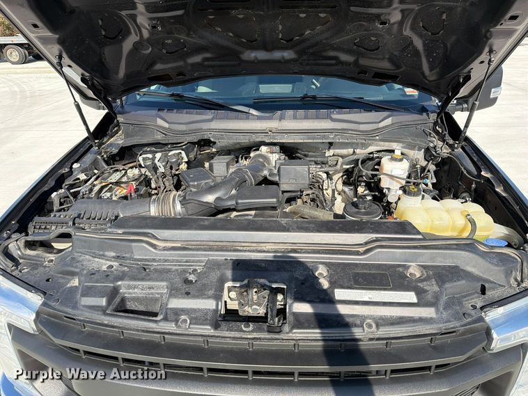 image for item FM6608 2022 Ford F250 Super Duty XL Crew Cab pickup truck