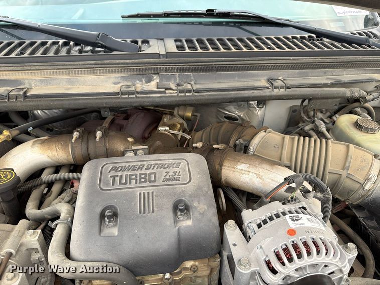 image for item FN1532 1999 Ford F350 Super Duty XLT flatbed pickup truck