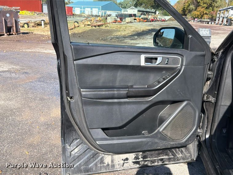 image for item FN1556 2021 Ford Explorer Police Interceptor SUV