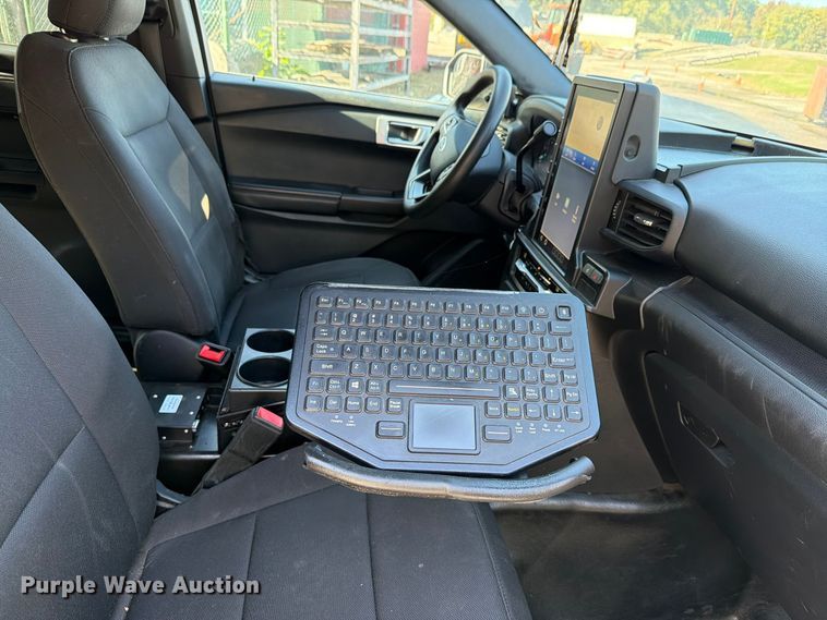 image for item FN1556 2021 Ford Explorer Police Interceptor SUV