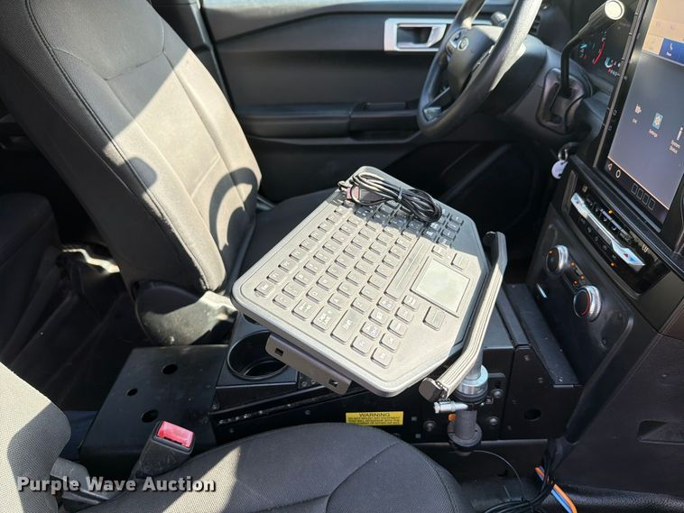 image for item FN1557 2020 Ford Explorer Police Interceptor SUV