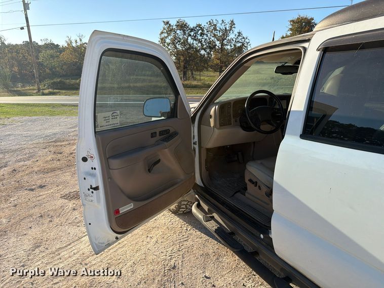 image for item FN2683 2005 Chevrolet Tahoe SUV