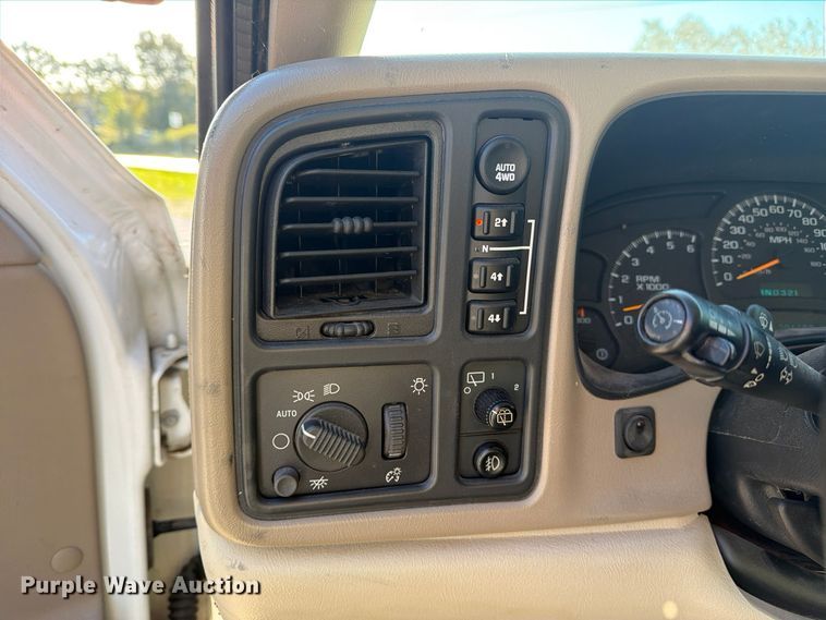 image for item FN2683 2005 Chevrolet Tahoe SUV