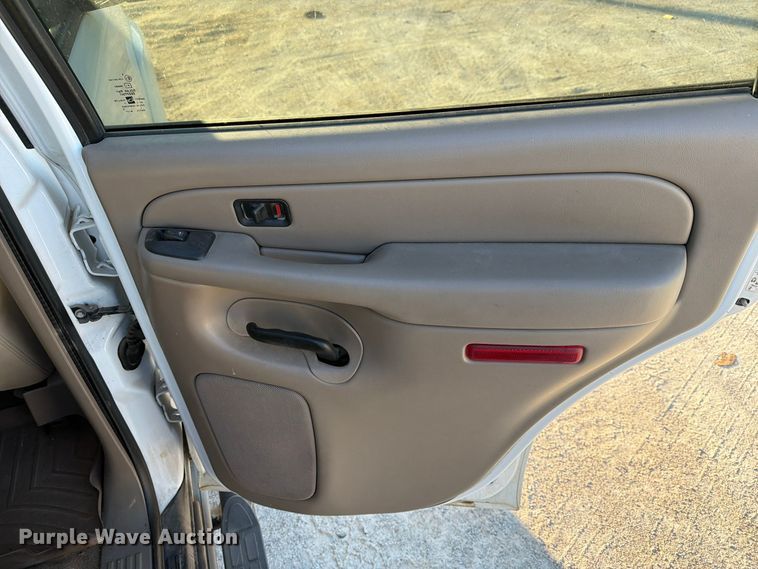 image for item FN2683 2005 Chevrolet Tahoe SUV