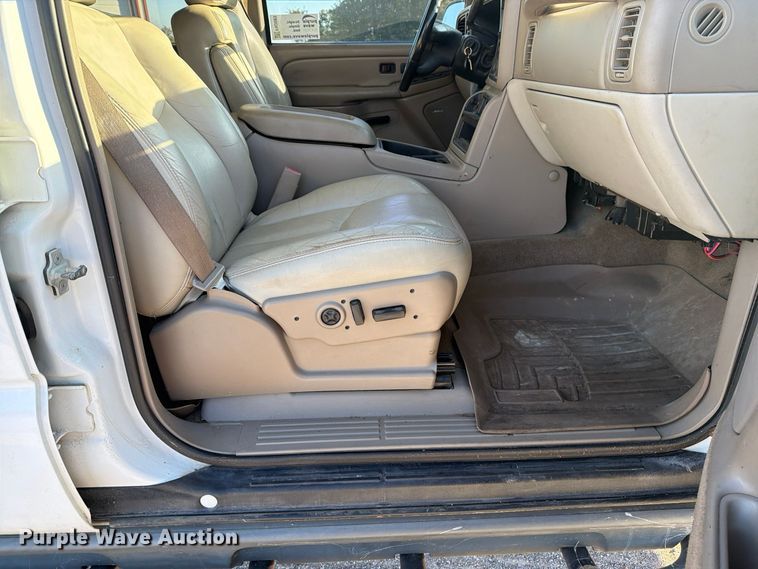 image for item FN2683 2005 Chevrolet Tahoe SUV