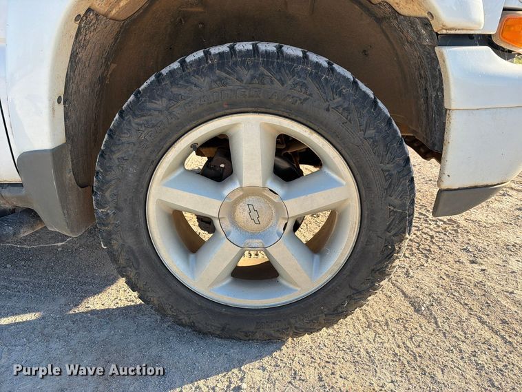 image for item FN2683 2005 Chevrolet Tahoe SUV