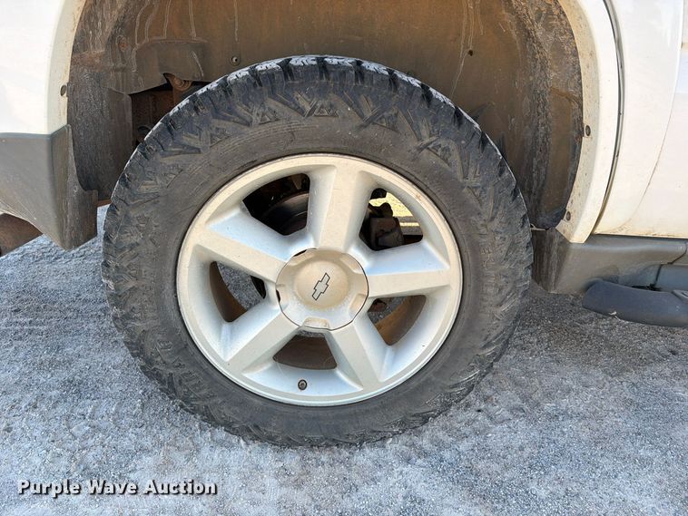 image for item FN2683 2005 Chevrolet Tahoe SUV