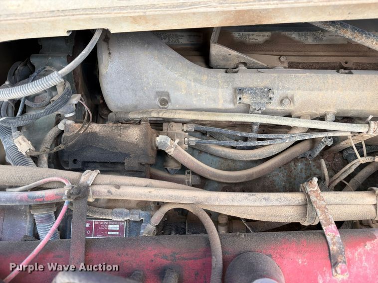 image for item FN2684 1996 International COF-9670 semi truck