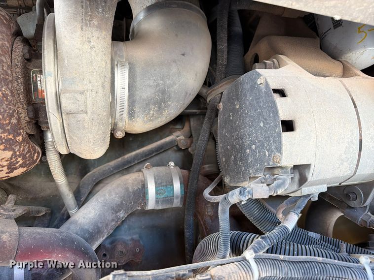 image for item FN2684 1996 International COF-9670 semi truck
