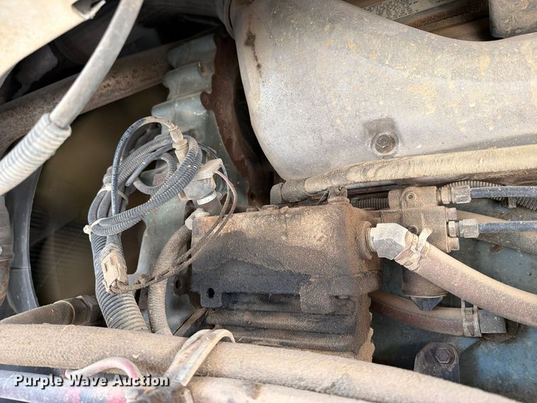 image for item FN2684 1996 International COF-9670 semi truck