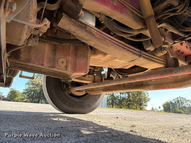 image for item FN2684 1996 International COF-9670 semi truck