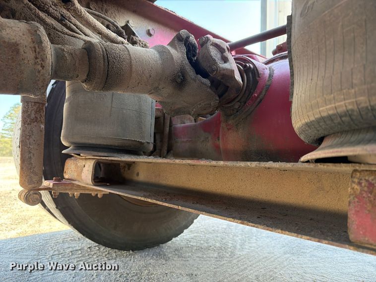 image for item FN2684 1996 International COF-9670 semi truck