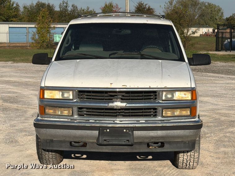 image for item FN2685 1998 Chevrolet Tahoe SUV
