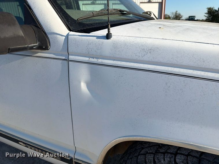 image for item FN2685 1998 Chevrolet Tahoe SUV