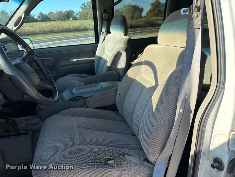 image for item FN2685 1998 Chevrolet Tahoe SUV
