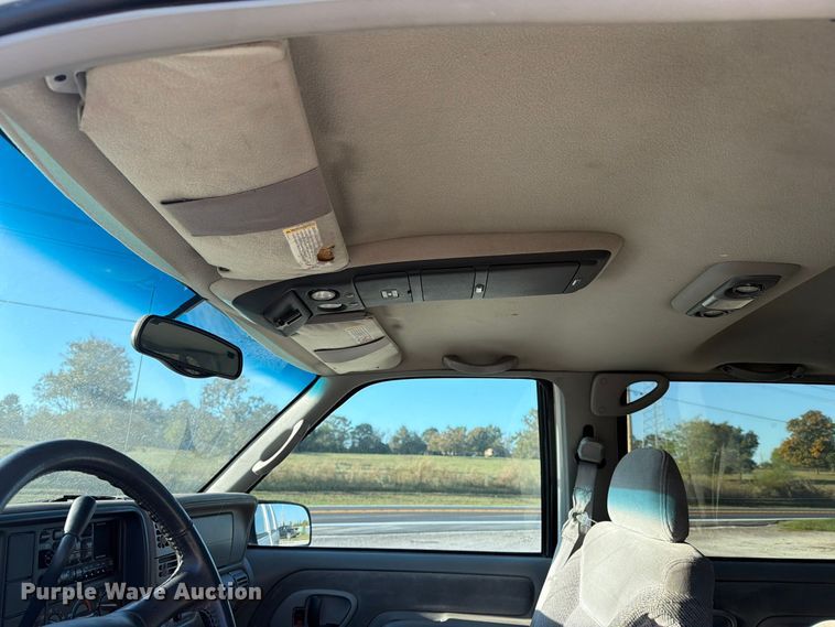 image for item FN2685 1998 Chevrolet Tahoe SUV