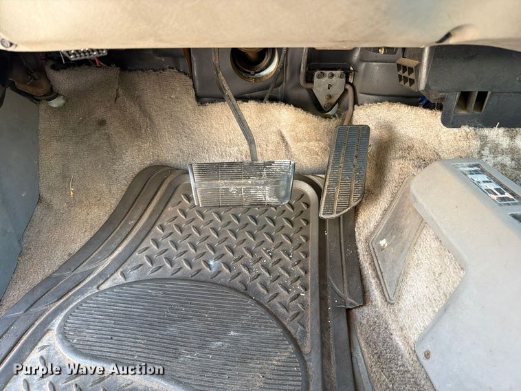 image for item FN2685 1998 Chevrolet Tahoe SUV