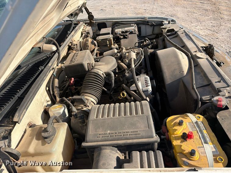 image for item FN2685 1998 Chevrolet Tahoe SUV