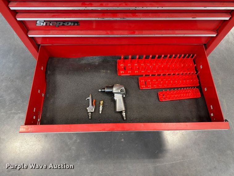 image for item FP3198 Snap-On tool box