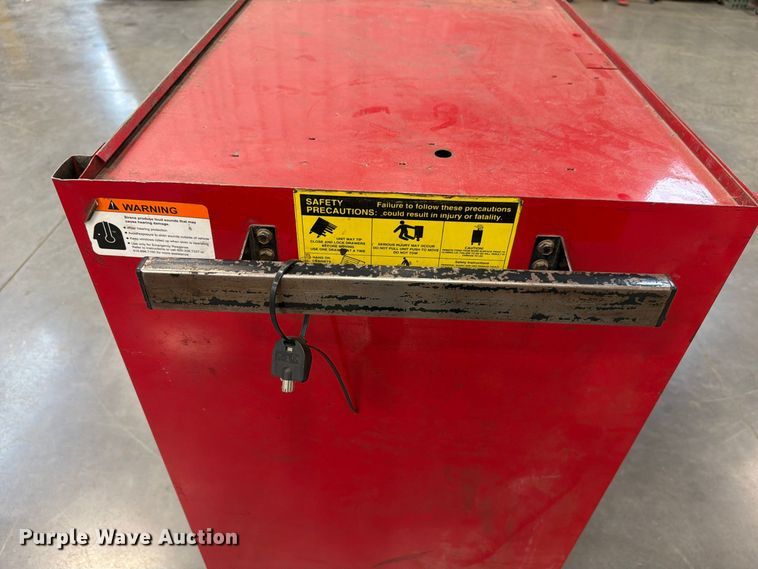 image for item FP3199 2003 Matco Tools MB3625RB tool box
