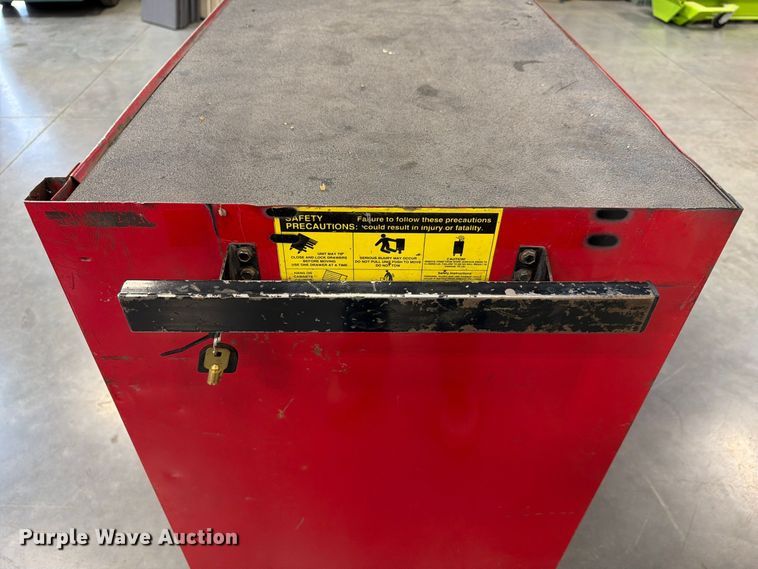 image for item FP3201 2003 Matco Tools MB3625RB tool box