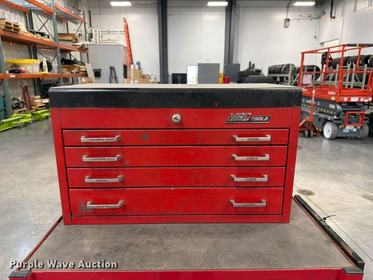 image for item FP3204 2003 Matco Tools MB3315RB tool box