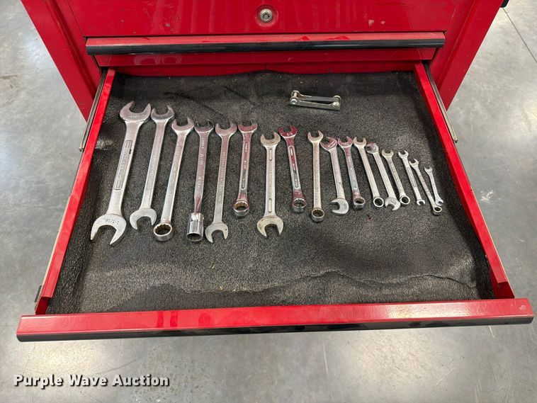 image for item FP3204 2003 Matco Tools MB3315RB tool box