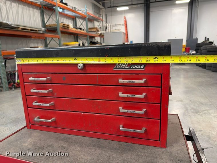 image for item FP3204 2003 Matco Tools MB3315RB tool box