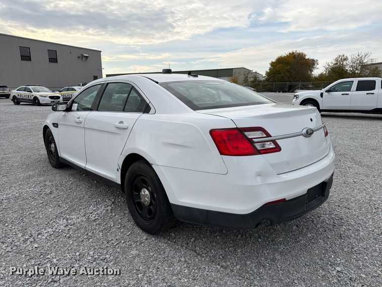 image for item FP3206 2017 Ford Taurus Police Interceptor 