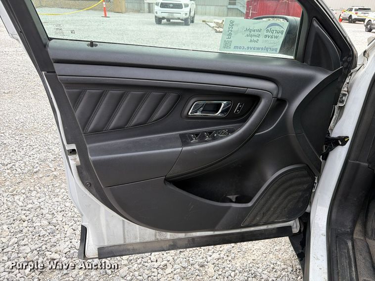image for item FP3206 2017 Ford Taurus Police Interceptor 