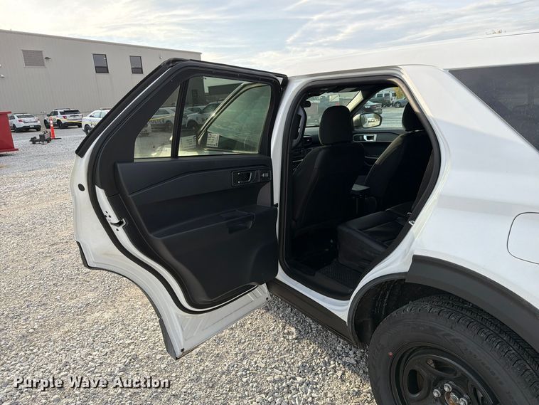 image for item FP3208 2025 Ford Explorer Police Interceptor SUV