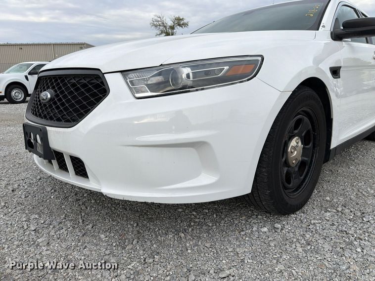 image for item FP3209 2017 Ford Taurus Police Interceptor 