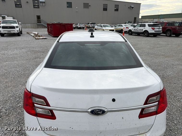image for item FP3209 2017 Ford Taurus Police Interceptor 