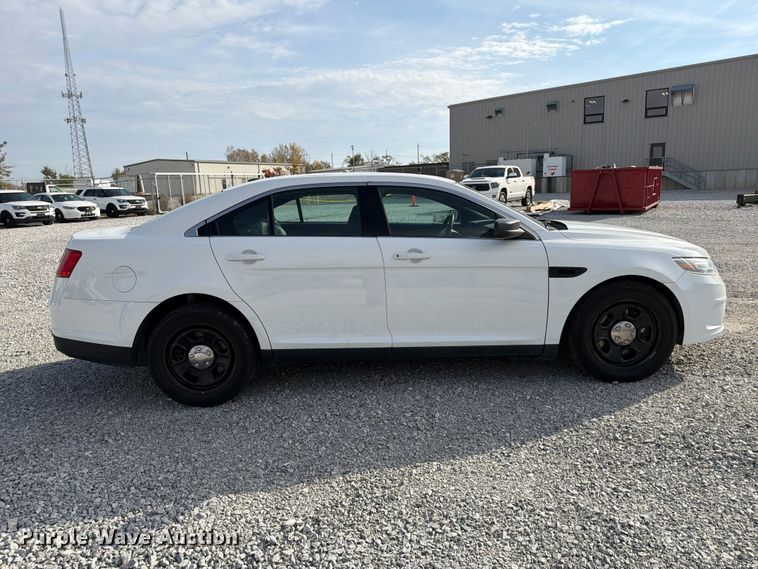 image for item FP3210 2019 Ford Taurus Police Interceptor 