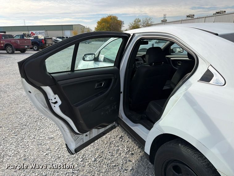 image for item FP3210 2019 Ford Taurus Police Interceptor 