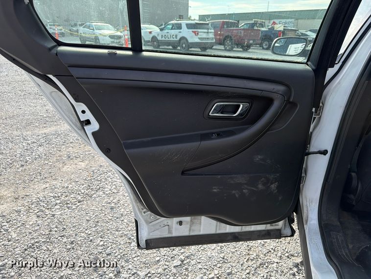 image for item FP3210 2019 Ford Taurus Police Interceptor 