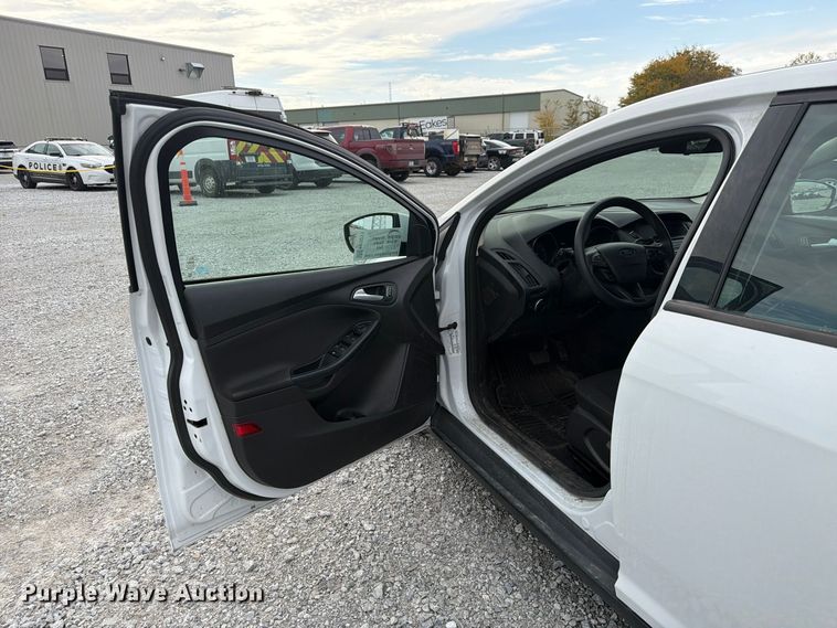 image for item FP3211 2017 Ford Focus 