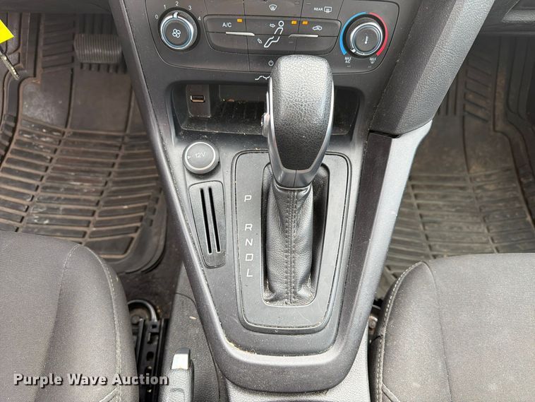image for item FP3211 2017 Ford Focus 