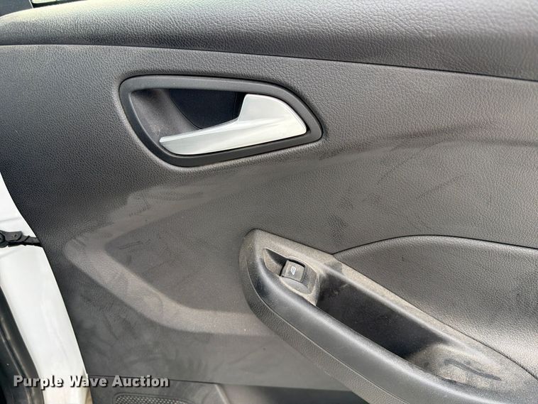 image for item FP3211 2017 Ford Focus 
